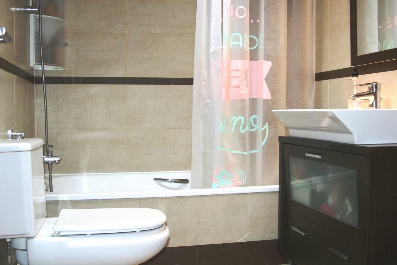 Apartamento Malaga Centro Y Playa-Parking エクステリア 写真